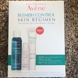 Avené Blemish Control Skin Regimen Set